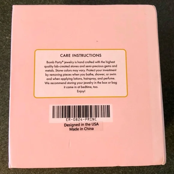 NEW IN BOX Bomb Party Reign Bella’s Luxe Earrings - Unicorn - Only 1 of 250 made - Picture 10 of 10